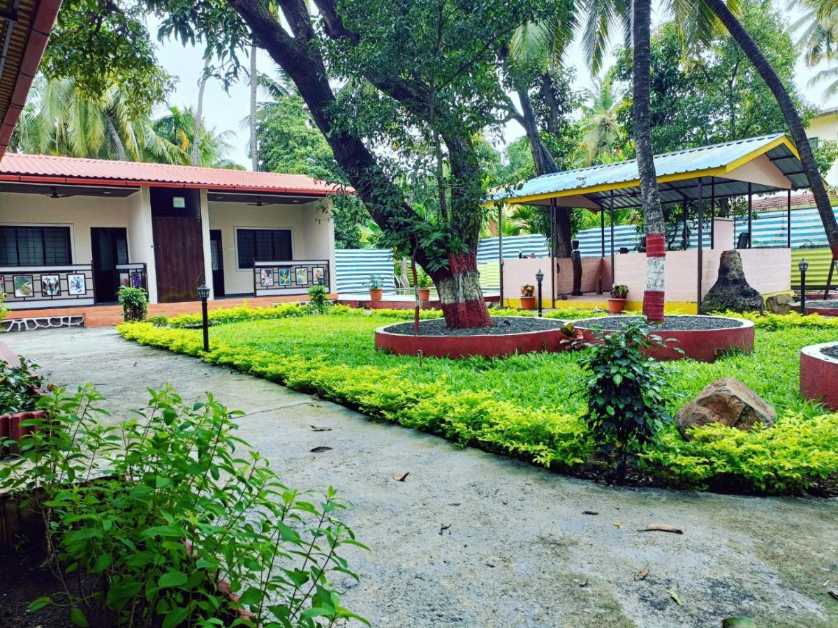 Happy Holiday Alibaug Hotel Alībāg Exterior photo